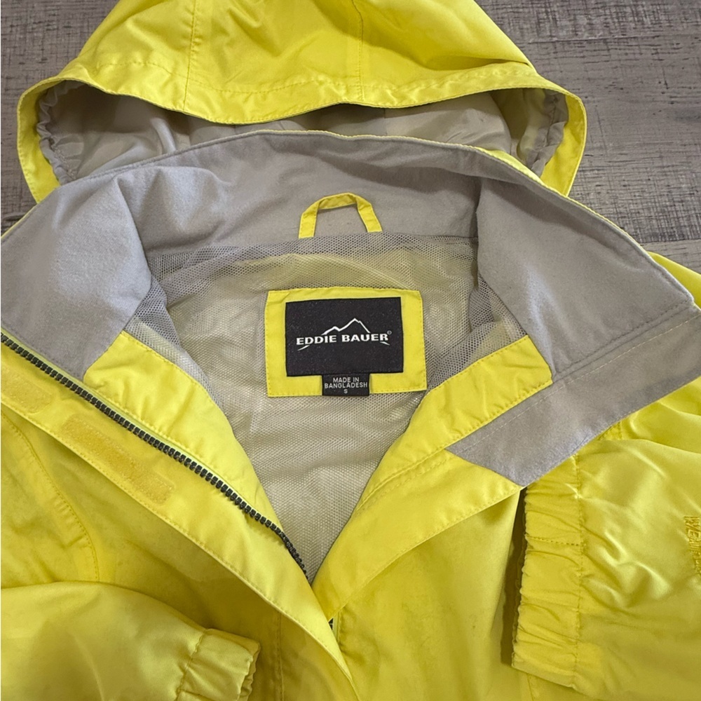 Eddie Bauer Bright Yellow WaterProof Hooded Rain Jacket Size Medium - Picture 4 of 14